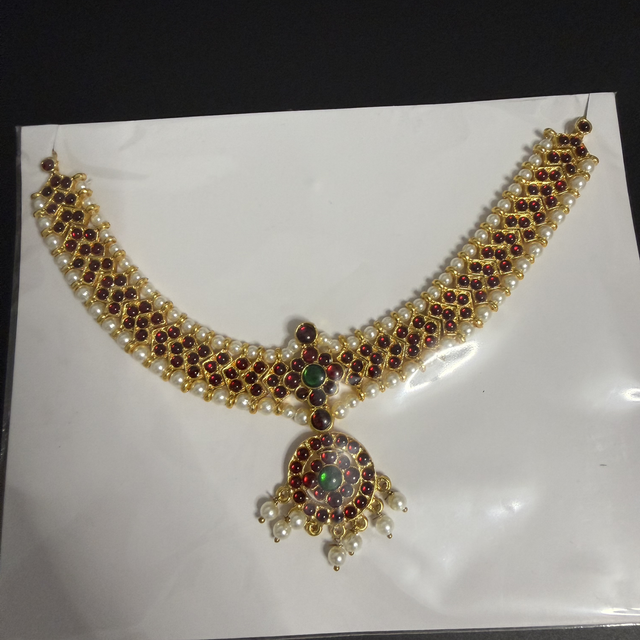 Bharatanatyam short necklace 3 line red stones