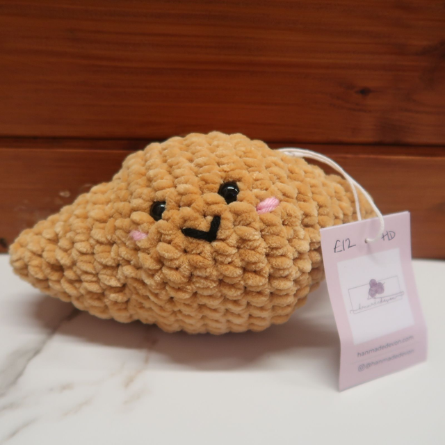 Crochet Croissant Plushie