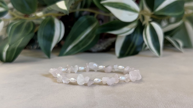 Bracelet | Quartz Rose - Reliefs 1