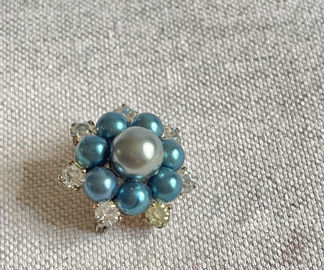 Perlen/ Strass Brosche Mützenbrosche Stern 