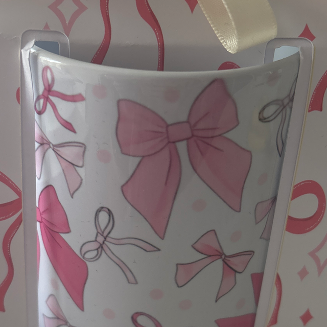 Bow mug 