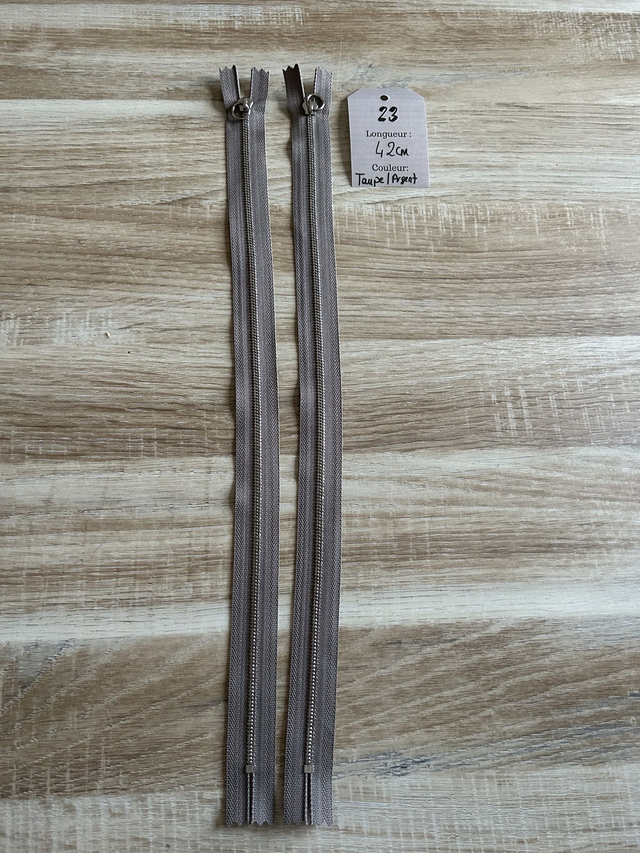 Fermetures éclair métallique taupe 42cm