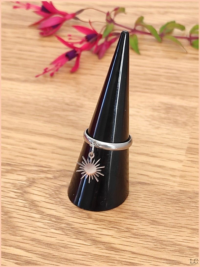 Bague réglable 3mm, acier inoxyable, avec breloque