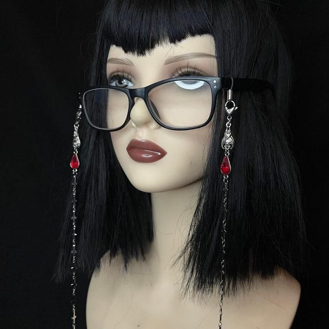 Bloodlust Glasses Chain