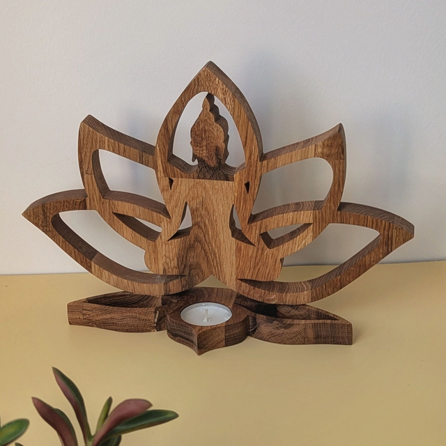 Fleur de lotus bouddha en chêne