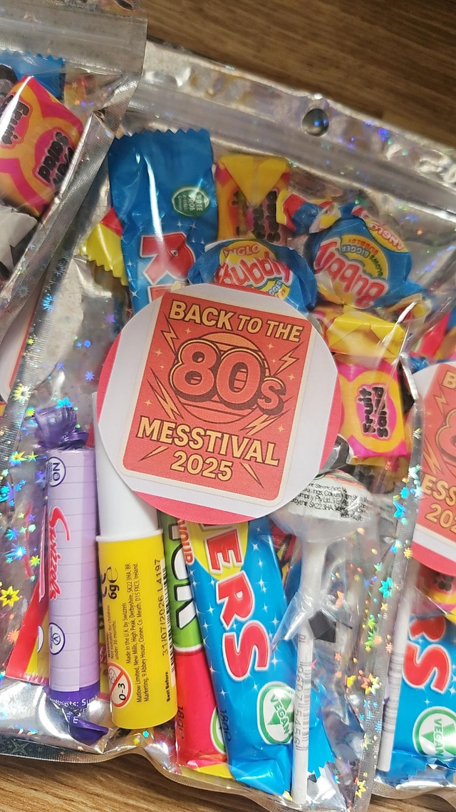 Back to the 80s treat pouch 