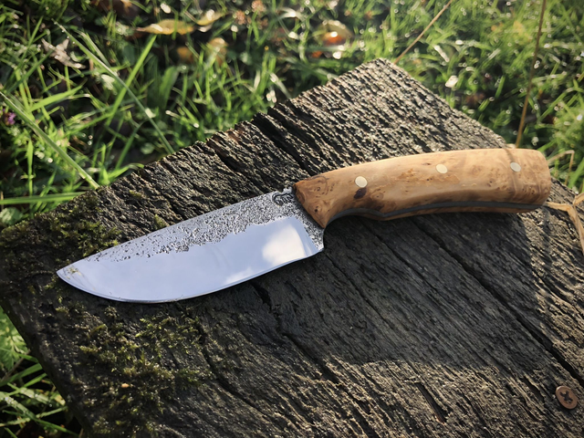 &quot;Bullpup&quot; - Manche en loupe de tilleul