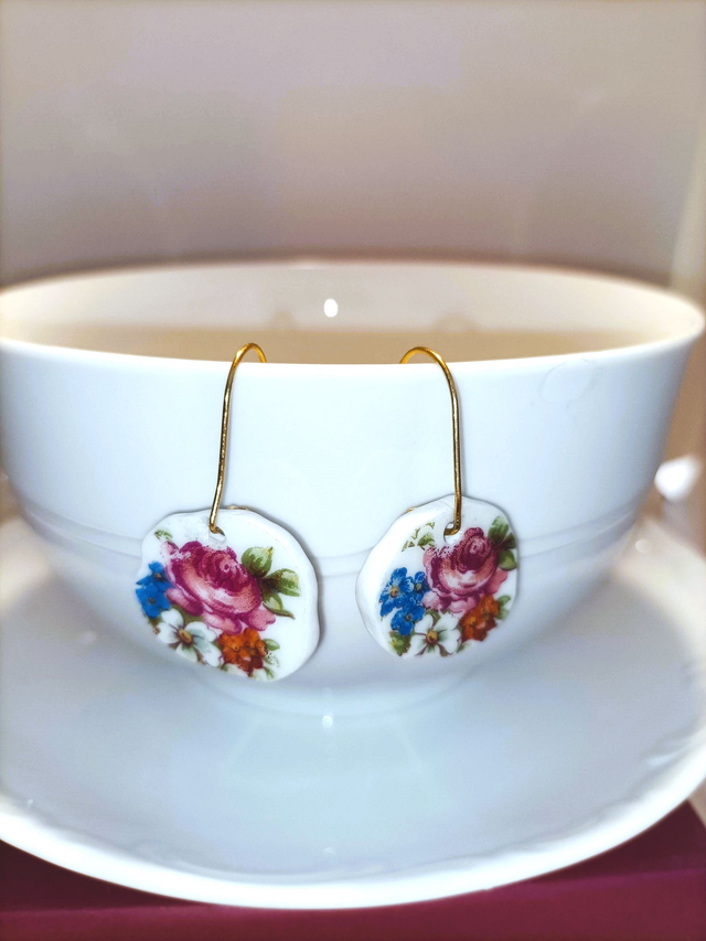 Pendant bouquet de fleur en céramique ancienne "Limoges"