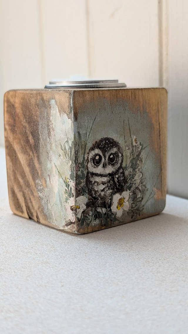 Owl among the flowers / right - Tealight Holder 