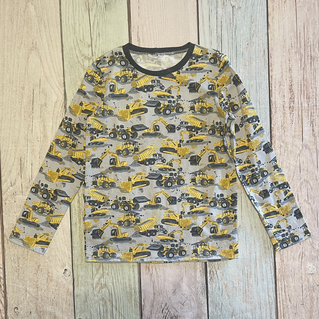 Langarmshirt, Größe 140, Baufahrzeuge