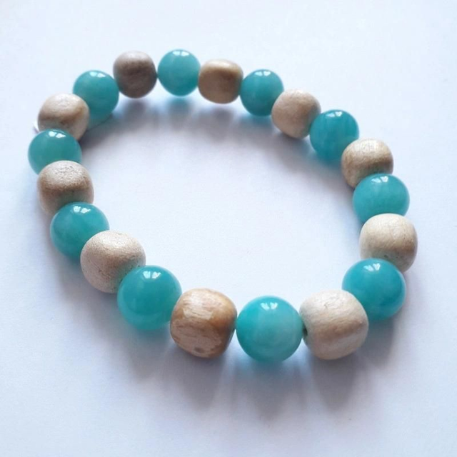 Peruvian Amazonite and Palo Santo Aromatherapy Bracelet 