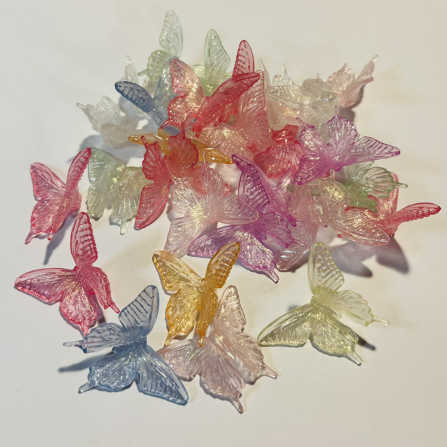 Butterfly acrylic beads x 9 mix