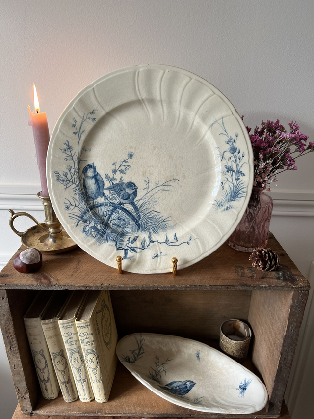 OISEAUX 2 - Assiette plate aux Oiseaux par la manufacture française de Gien - Terre de Fer