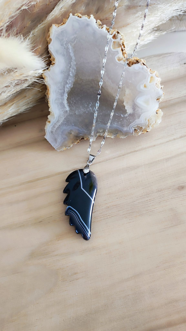 Pendentif "Aile" Agate de Botswana noire