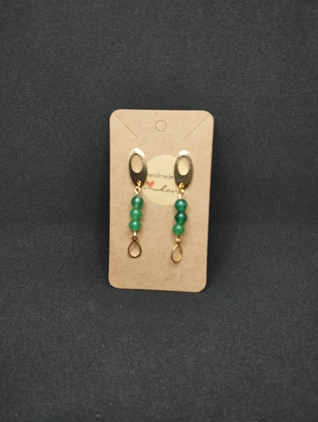Boucle d'oreille ovale et jade verte 