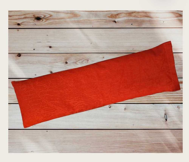 Cuscino con noccioli di ciliegia 50x15 - MoRoArLo