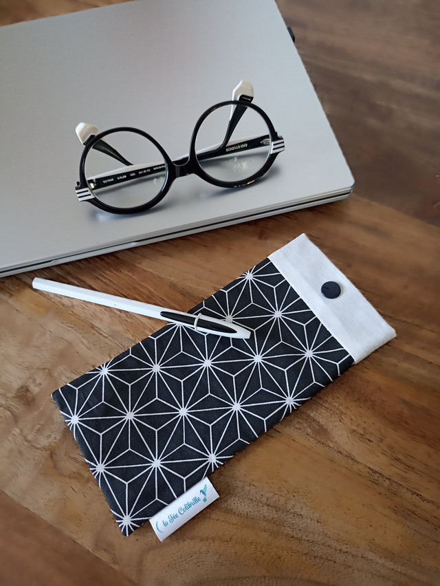 Etui à lunettes / crayons - Galaxy