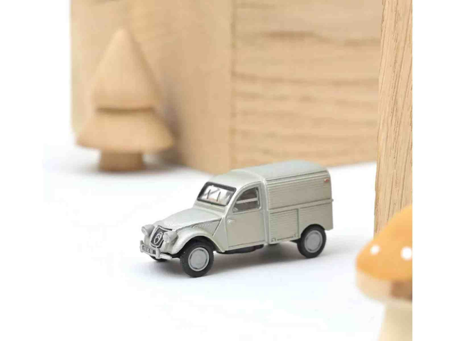 Citroën 2CV AU 1951 grise Norev 151477 1/87