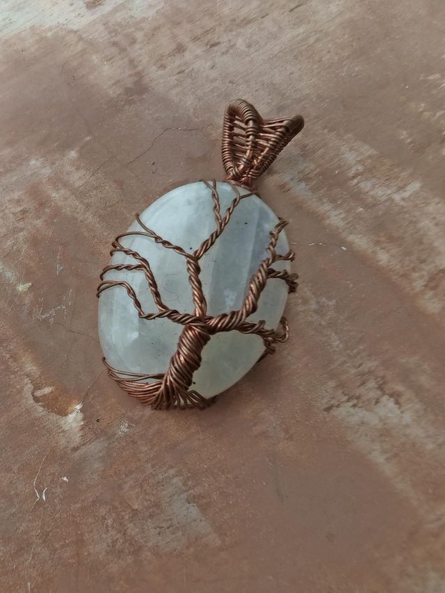 Arbres de vie - Pendentif - Péristérite, pierre de lune 