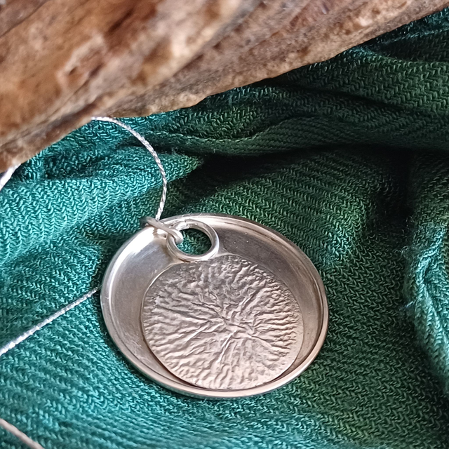 Pendentif Soleye argenté