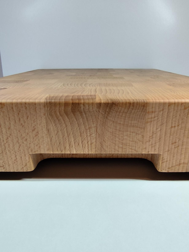 Billot de découpe en hêtre massif – bois debout