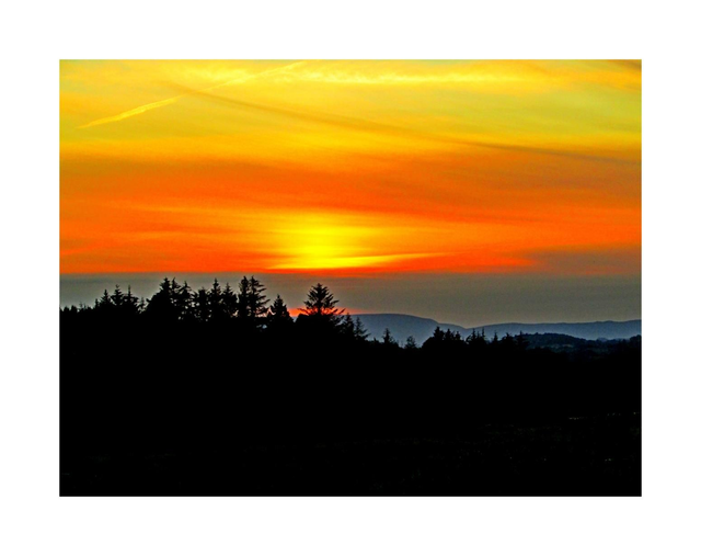 Ox Mountain Sunset, County Sligo. 5" x 7 " Blank Greeting card with envelope. includes postage to all of Ireland.
