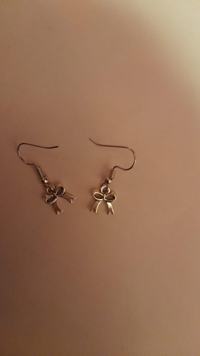 Bow Earings