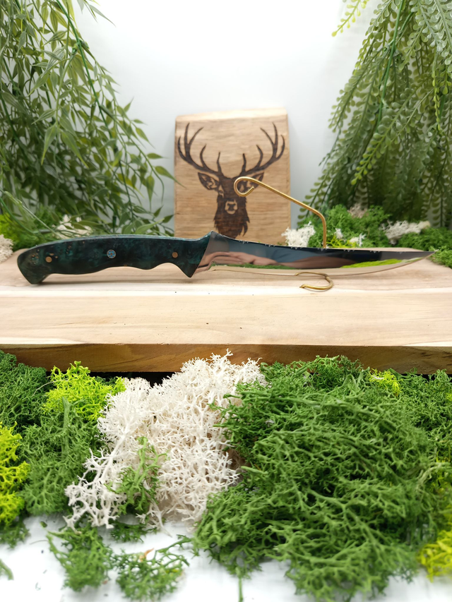 Couteau de cuisine artisanal – Alleima 12C27M poli miroir, guillochage intégral &amp; loupe d’amboine | La Fabrique du Cerf