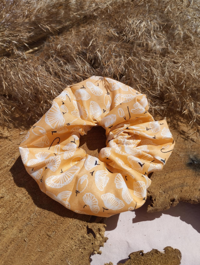 Chouchou satiné - motif fleurs orangées