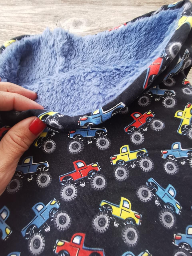 Snood LOUISON monster truck