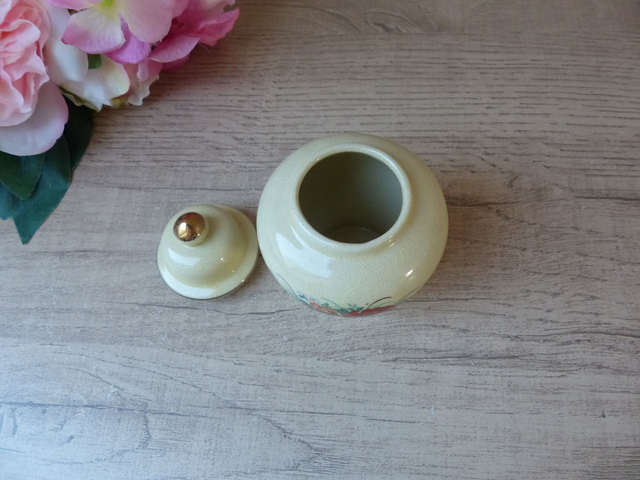 Petit pot à gingembre japonais en porcelaine, pot à gingembre oriental avec couvercle, pot à épices du Japon, ginger jar home decor