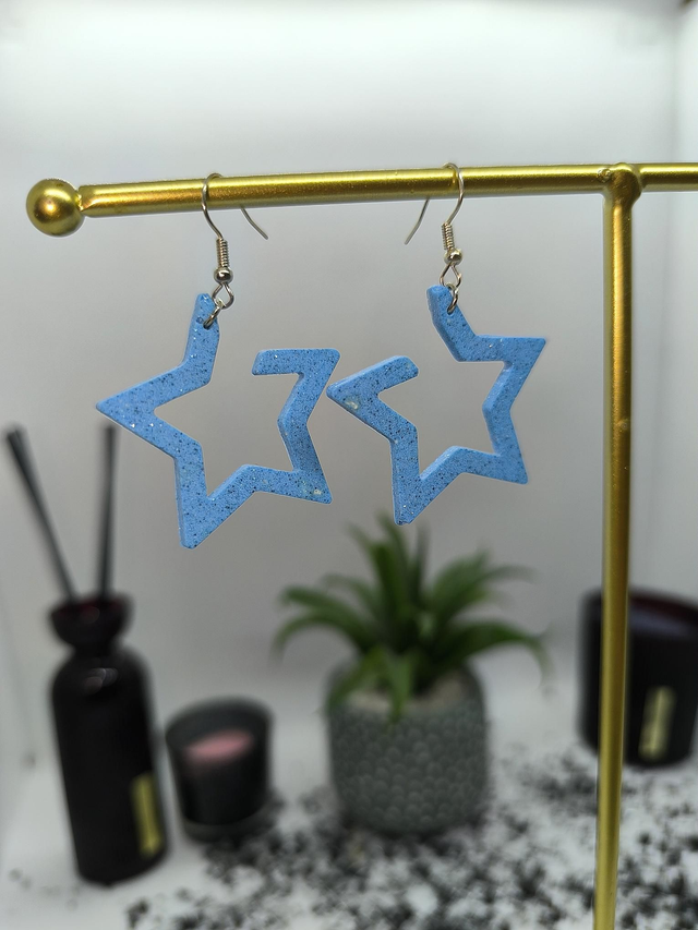 Boucles d'oreilles étoile bleu ciel pailletté 