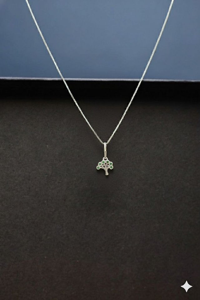 Pingente prata árvore zircônia verde