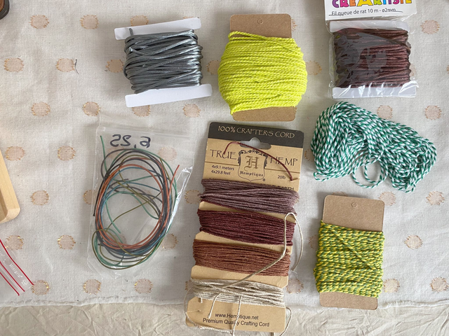 Lot de cordons divers
