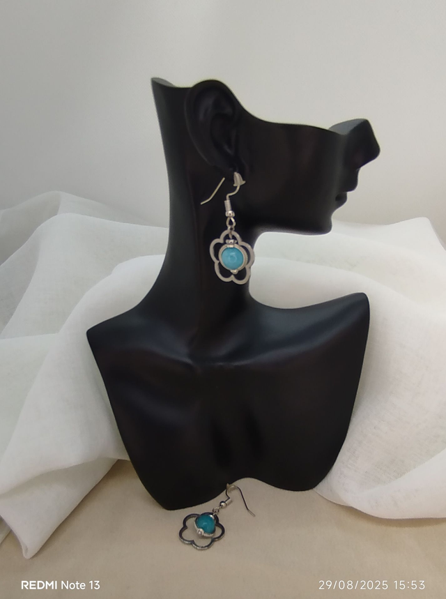 Boucles d'oreilles crochets avec anneaux en acier inoxydable et pierres naturelles 8 mm amazonite.