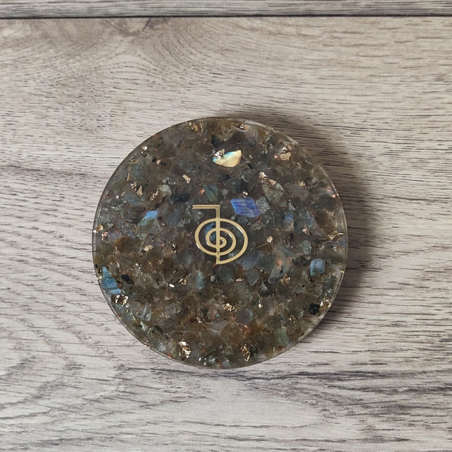 Petit plateau de rechargement labradorite 8 cm