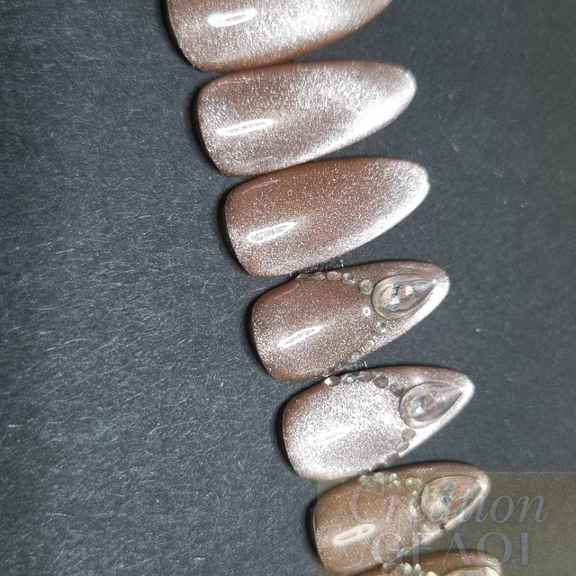 Cristal strass cat eyes little Amande M créer a la commande délai de 7 jours