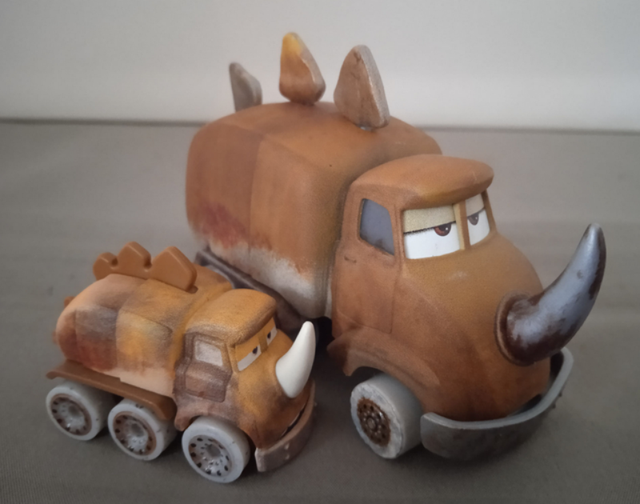 Disney+ Cars on the Road - Quadratorquosaurus - MINI RACERS DINO EGGS #5