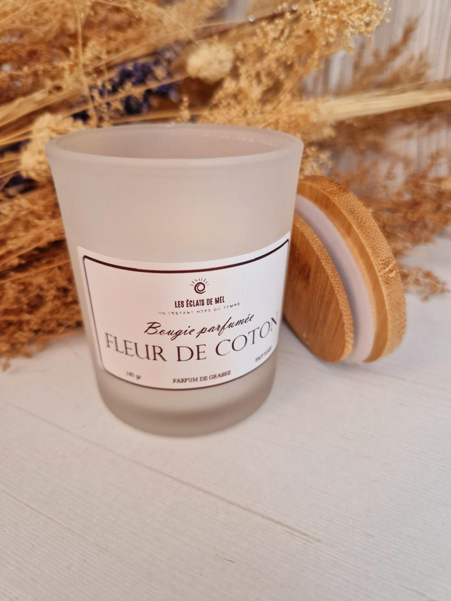 Bougie parfumée "fleurs de coton "