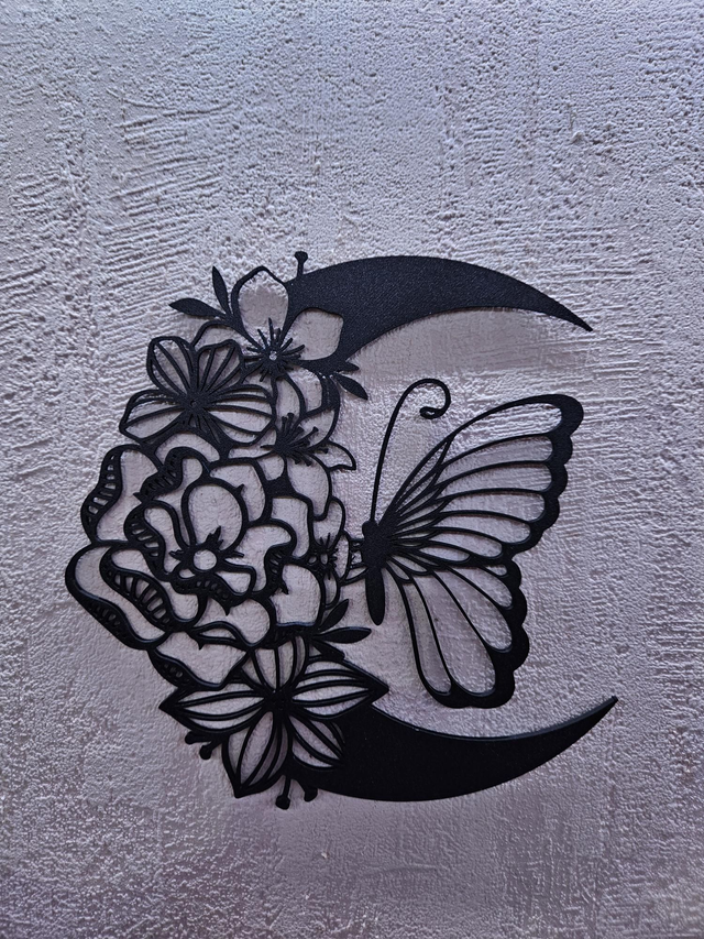 Papillon lune fleurs 