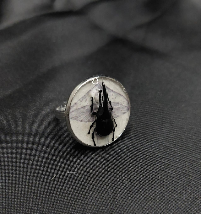 Bague scarabée noir