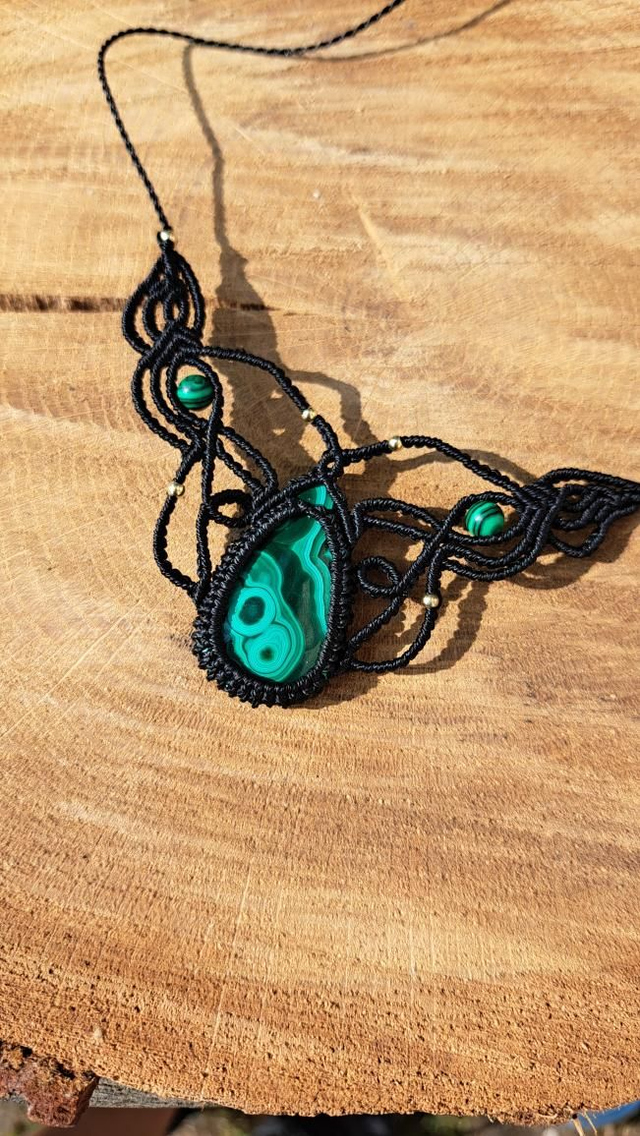 Collier micro-macramé Malachite