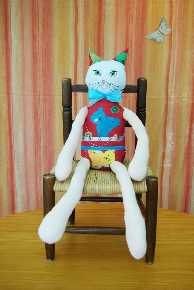 613-Doudou chat rouge et beige Htr 62 cm