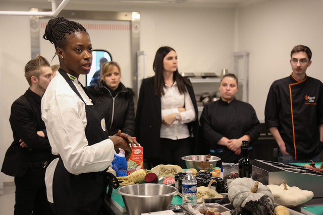 Cours de cuisine africaine grand public Paris + 2 pots d'épices africaines