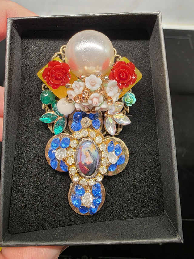 Broche artisanale Tricopin