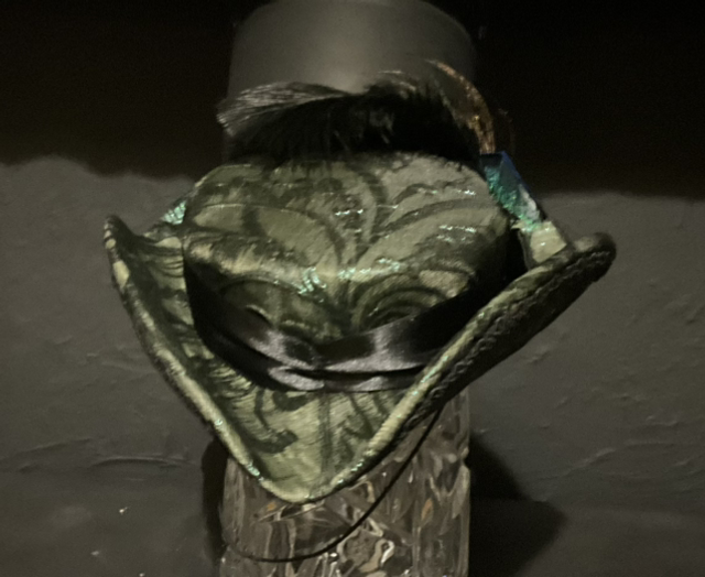 Mini Tri Corn Percher