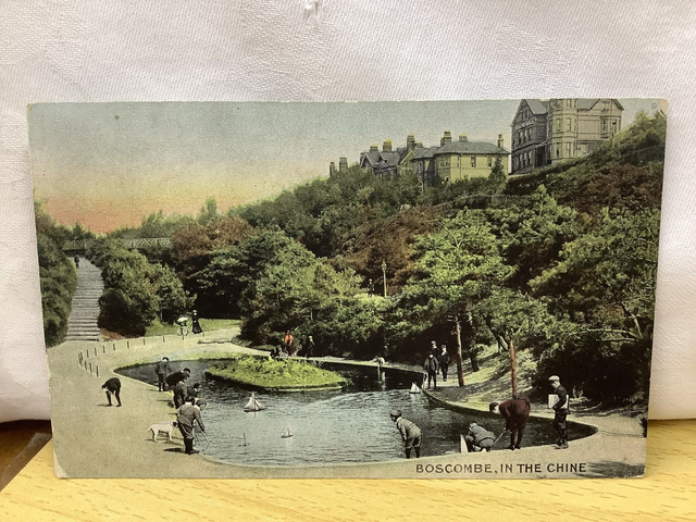 Boscombe, In The Chine, Dorset, Posted  Davidson Bros. Pictorial Post Card. Vintage Postcard Our Ref No. R685 £2.50