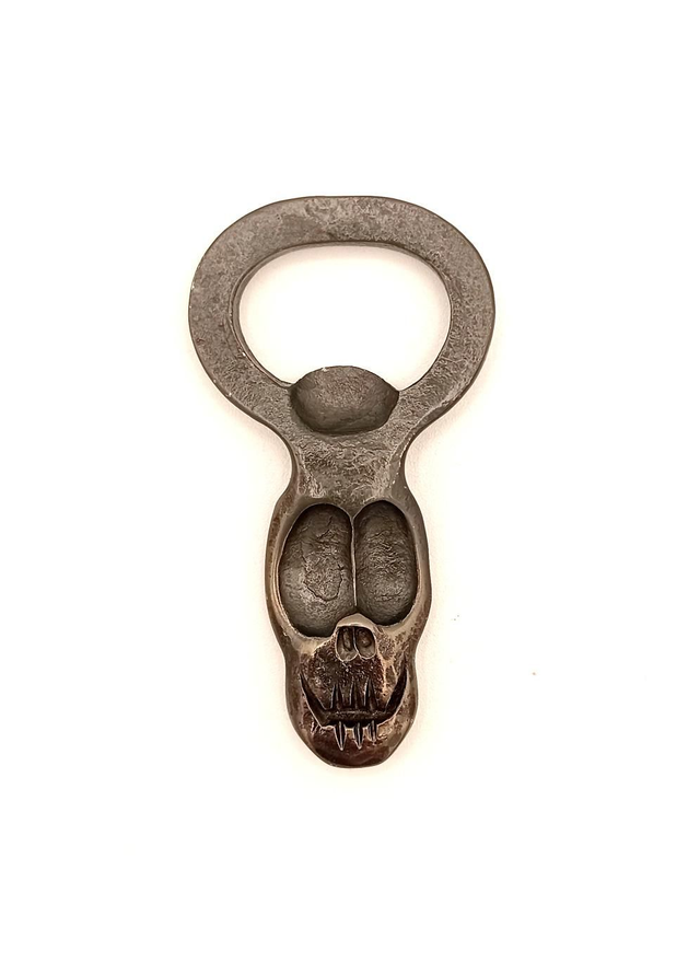 Décapsuleur artisanal en fer forgé - SKULL
