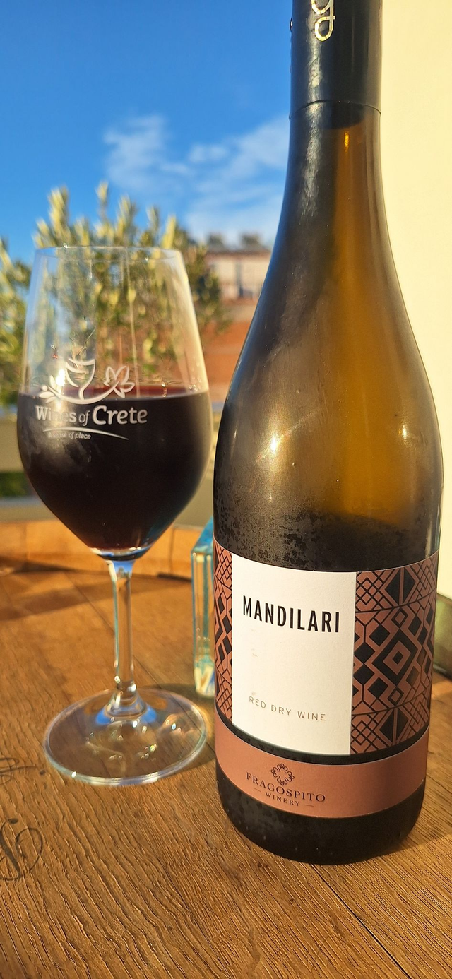 MANDILARI (2018) / FRAGOSPITO / Rouge