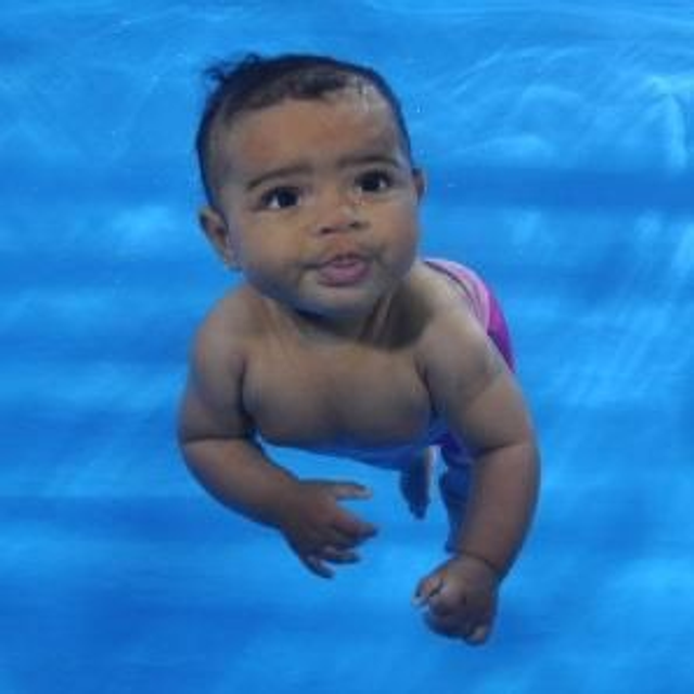 Bébés Nageurs la séance à Monésie